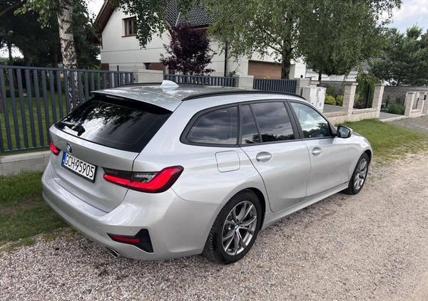 BMW Seria 3 cena 99700 przebieg: 162000, rok produkcji 2019 z Chojnice małe 301